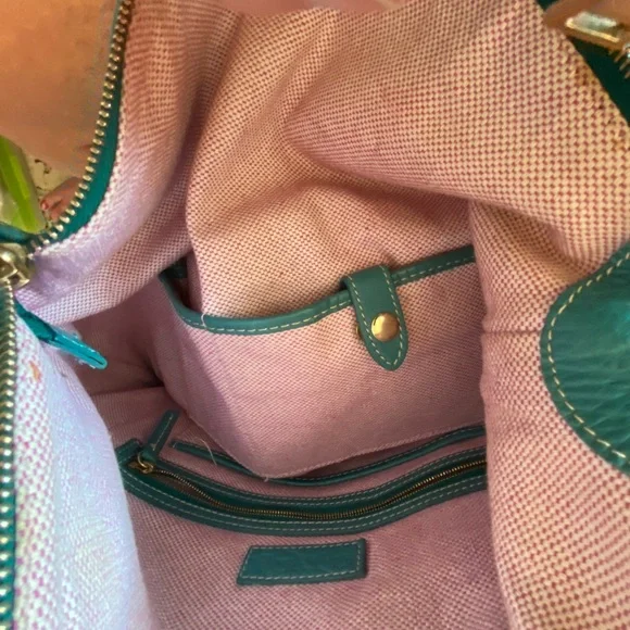 Handbag - Picture 7 of 9